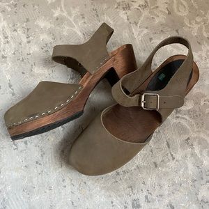 [Lotta's] Highwood Mary Jane Wooden Sole Shoe
